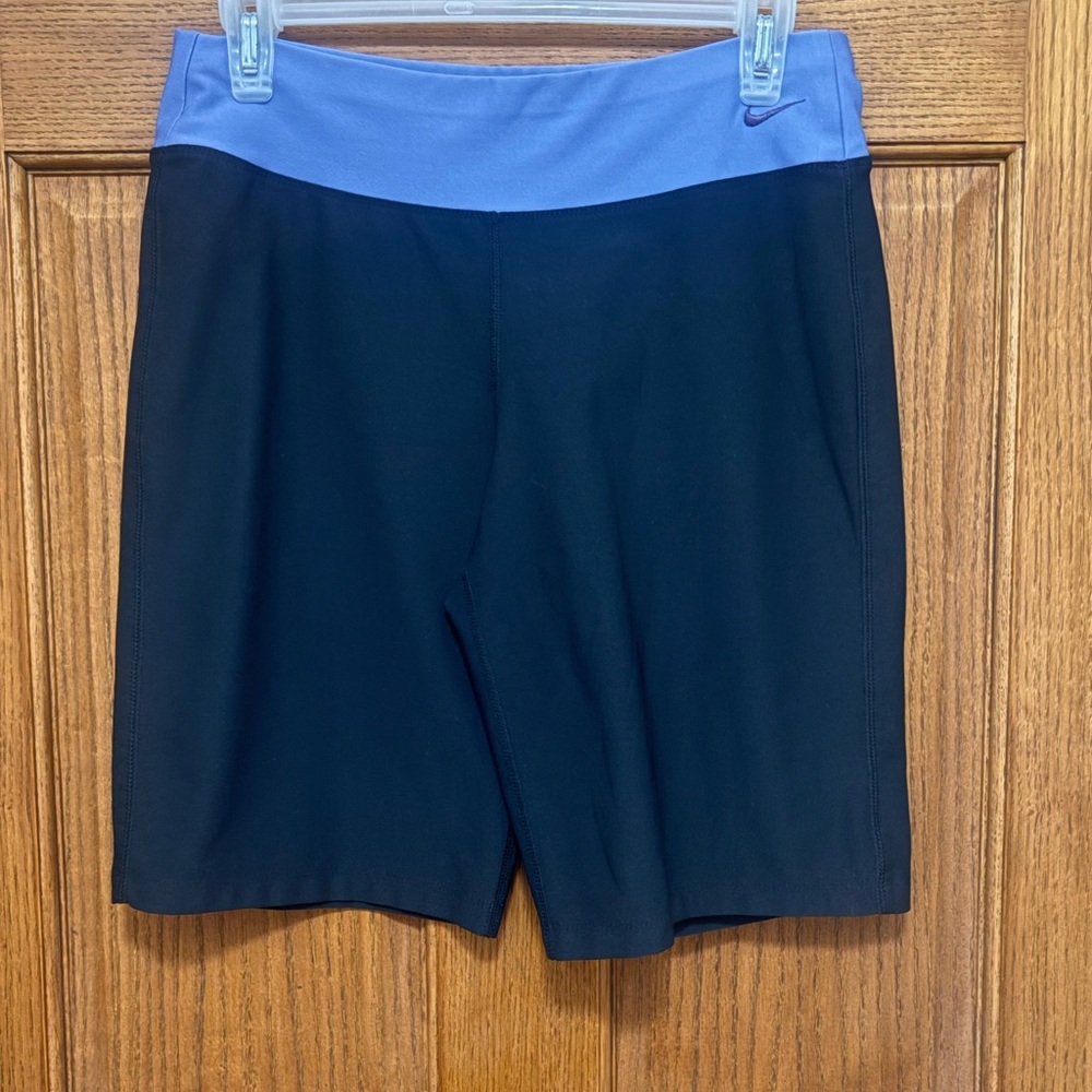 Nike Black Athletic Shorts with Purple Waistband Sz M.